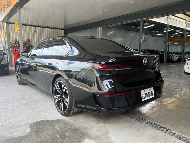 BMW寶馬 735  第4張相片