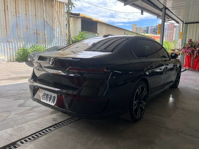 BMW寶馬 735  第5張相片