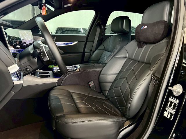 BMW寶馬 735  第10張相片