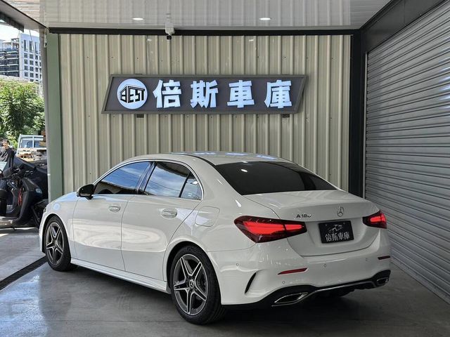 M-BENZ賓士 A180  第3張相片