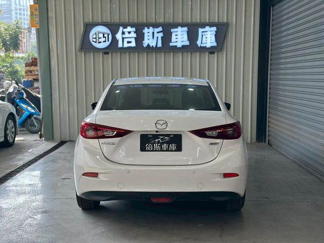 MAZDA馬自達 MAZDA 3  第4張相片
