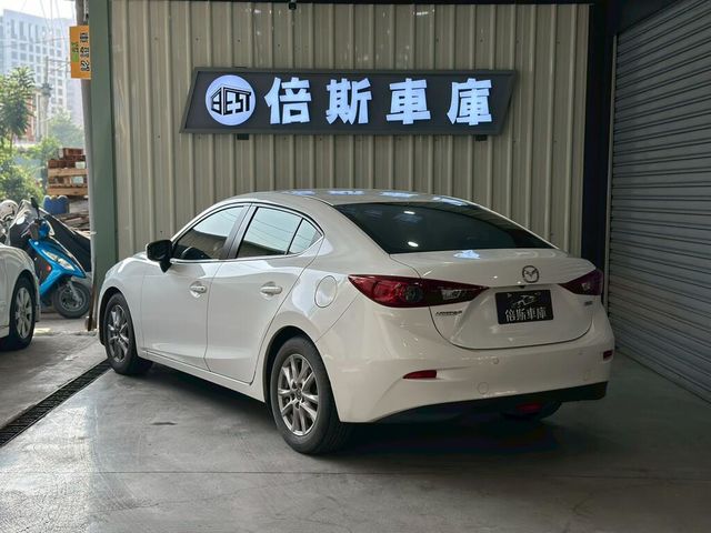 MAZDA馬自達 MAZDA 3  第6張相片