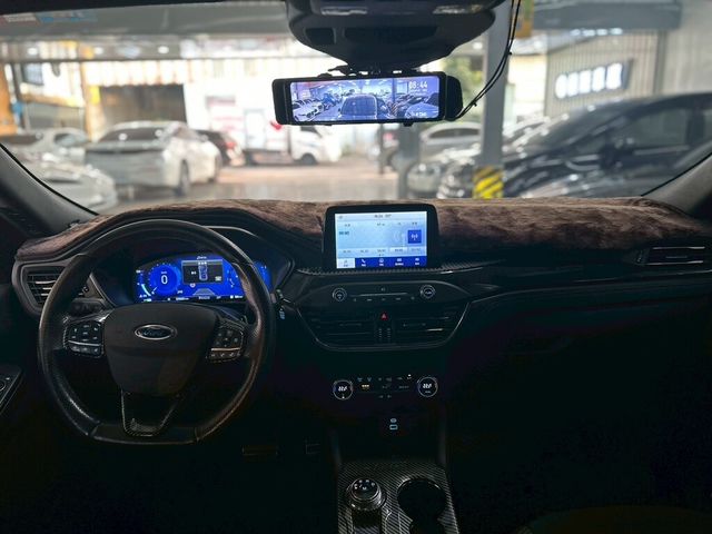 FORD福特 KUGA  第8張相片
