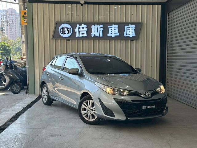 TOYOTA豐田 YARIS  第2張相片