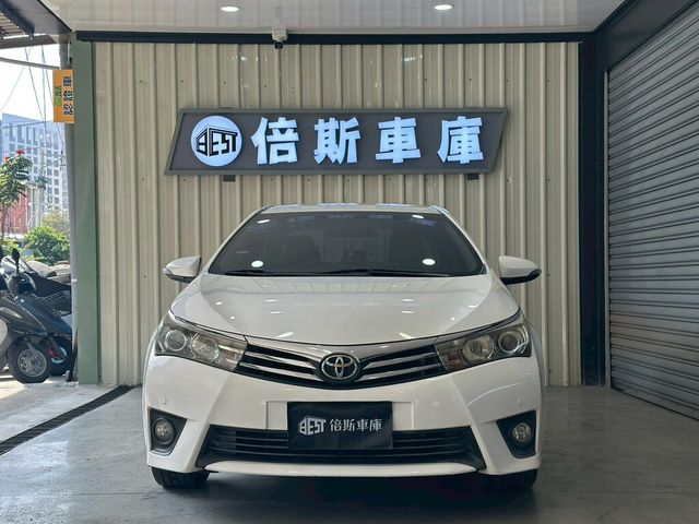 TOYOTA豐田 ALTIS  第2張相片