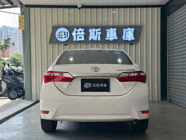 TOYOTA豐田 ALTIS  第5張相片
