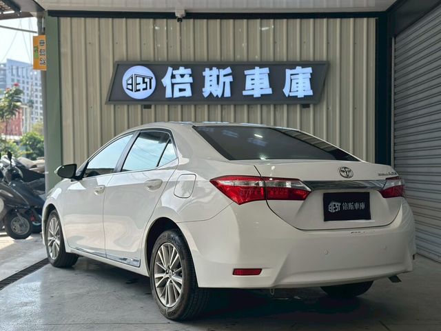 TOYOTA豐田 ALTIS  第6張相片