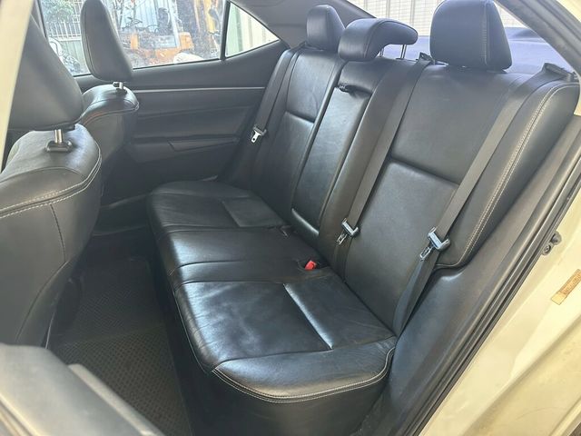 TOYOTA豐田 ALTIS  第9張相片