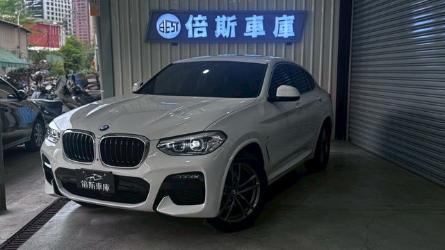 BMW寶馬 X4 XDRIVE30I  第2張相片
