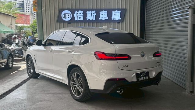 BMW寶馬 X4 XDRIVE30I  第4張相片