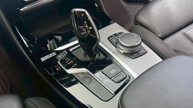 BMW寶馬 X4 XDRIVE30I  第10張相片