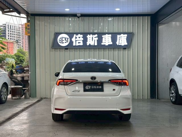 TOYOTA豐田 ALTIS  第6張相片