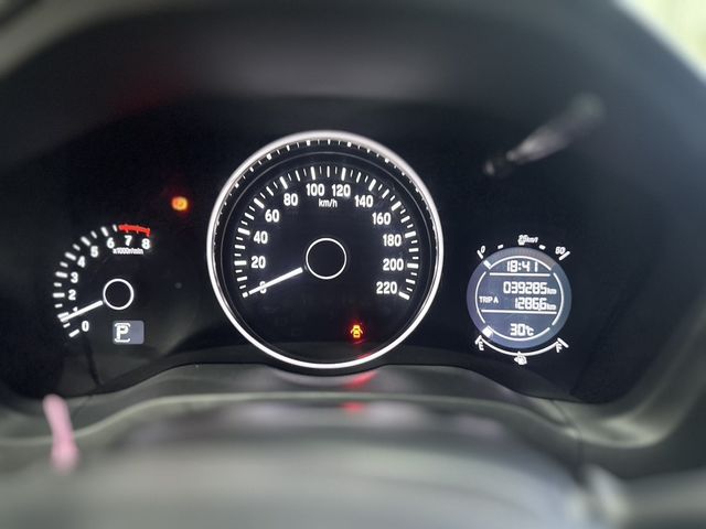 HONDA本田 HR-V  第7張相片