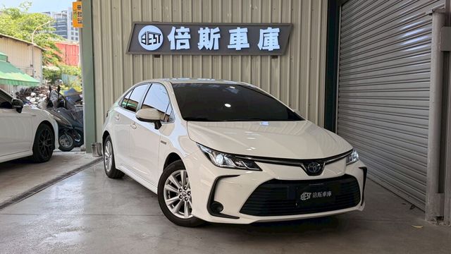 TOYOTA豐田 COROLLA ALTIS HYBRID  第1張相片