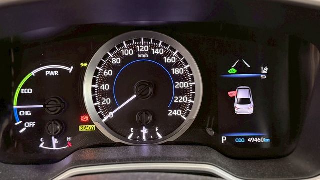 TOYOTA豐田 COROLLA ALTIS HYBRID  第7張相片