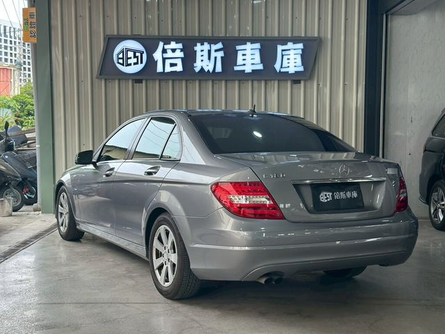 M-BENZ賓士 C180  第4張相片