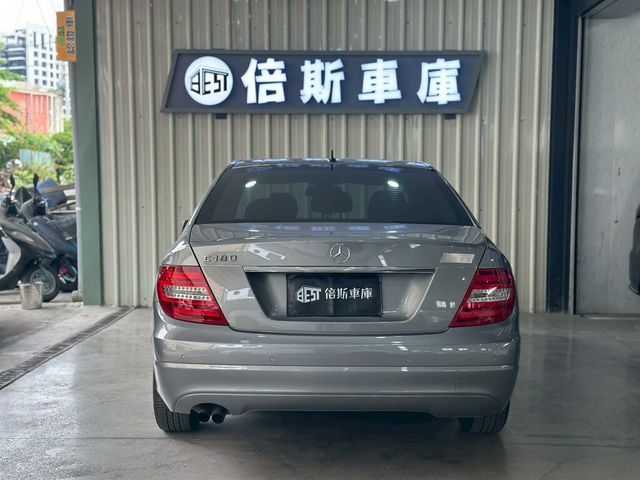 M-BENZ賓士 C180  第6張相片
