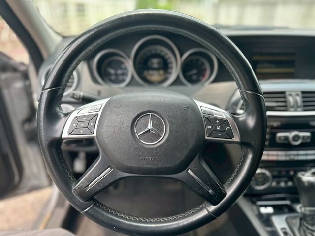 M-BENZ賓士 C180  第8張相片