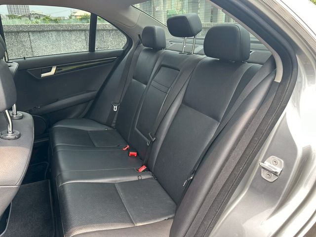 M-BENZ賓士 C180  第12張相片