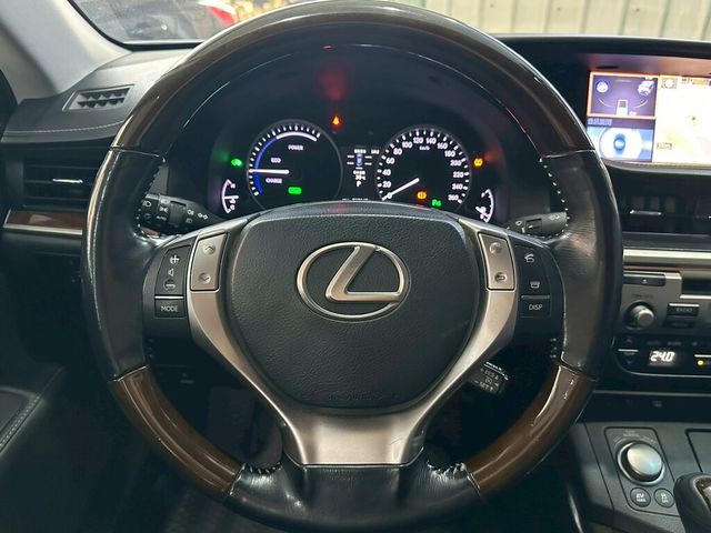 LEXUS凌志 ES300H  第8張相片