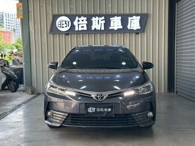 TOYOTA豐田 ALTIS  第2張相片