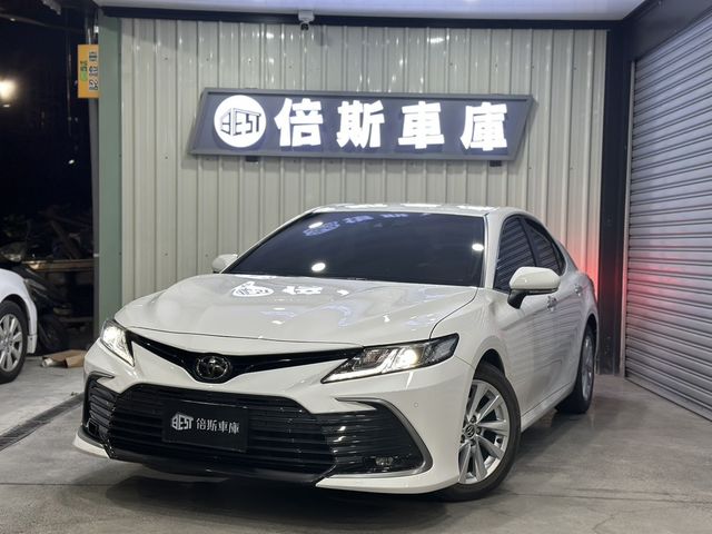 TOYOTA豐田 CAMRY  第2張相片