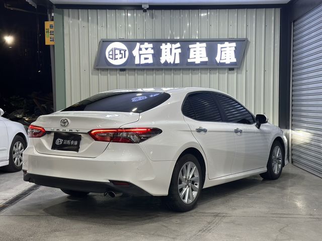 TOYOTA豐田 CAMRY  第5張相片