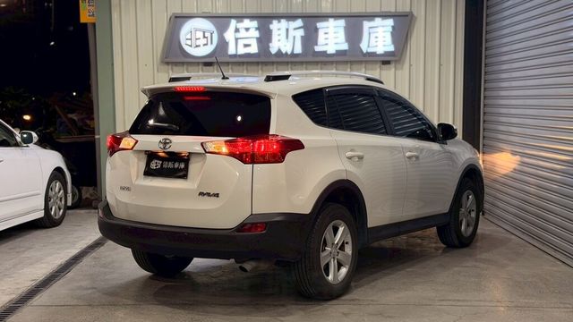 TOYOTA豐田 RAV4  第5張相片