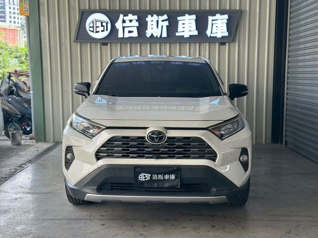 TOYOTA豐田 RAV4  第2張相片