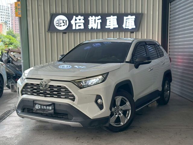 TOYOTA豐田 RAV4  第3張相片