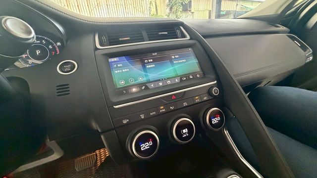 JAGUAR捷豹 E-PACE  第11張相片