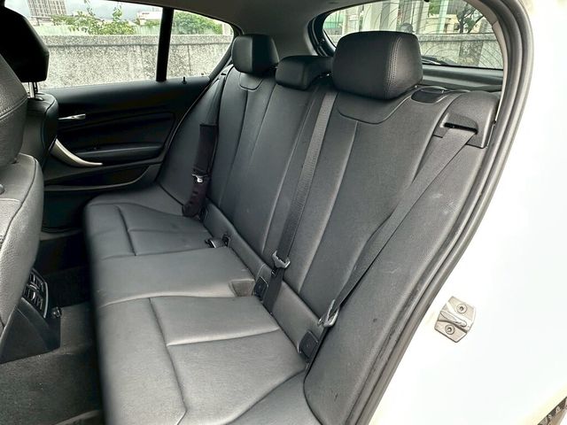 BMW寶馬 118I  第10張相片