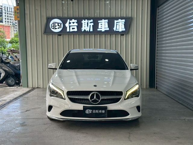 M-BENZ賓士 CLA200  第3張相片