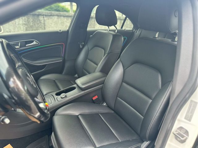 M-BENZ賓士 CLA200  第9張相片