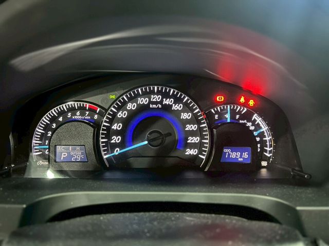 TOYOTA豐田 CAMRY  第7張相片