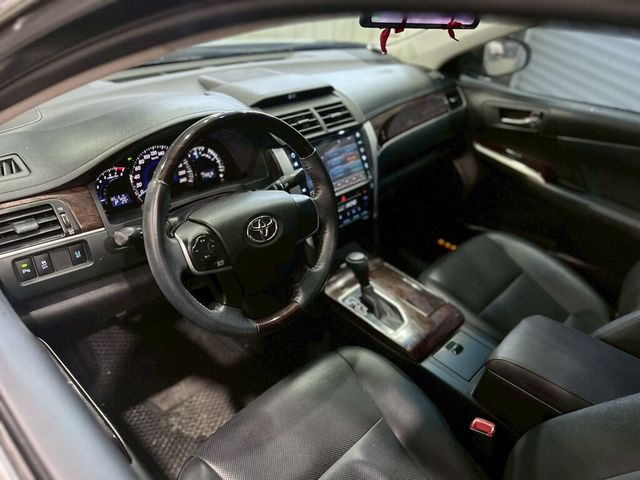 TOYOTA豐田 CAMRY  第9張相片