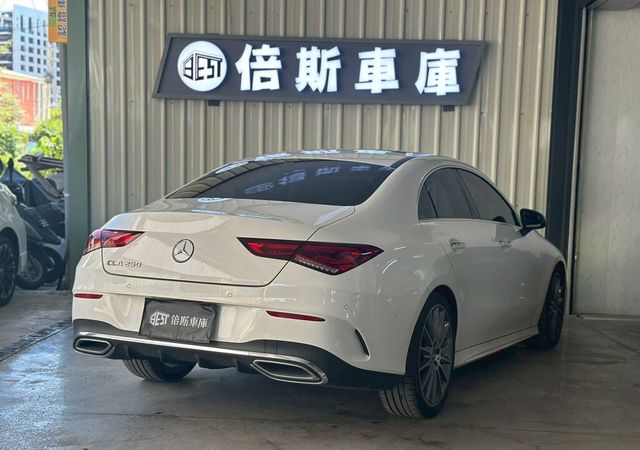 M-BENZ賓士 CLA250  第4張相片