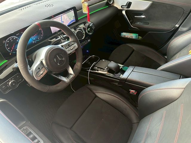 M-BENZ賓士 CLA250  第14張相片