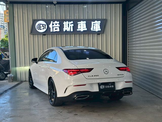 M-BENZ賓士 CLA250  第4張相片
