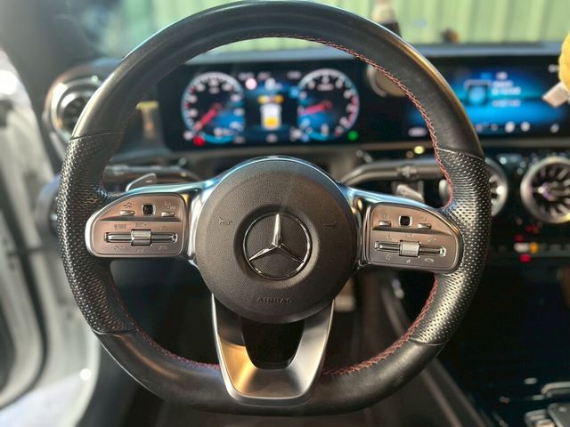 M-BENZ賓士 CLA250  第8張相片