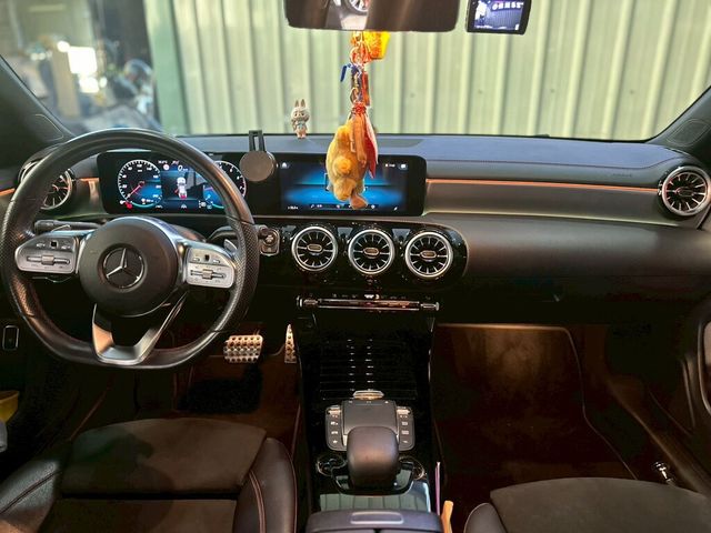 M-BENZ賓士 CLA250  第9張相片