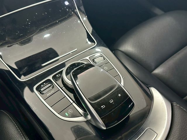 M-BENZ賓士 C300  第11張相片
