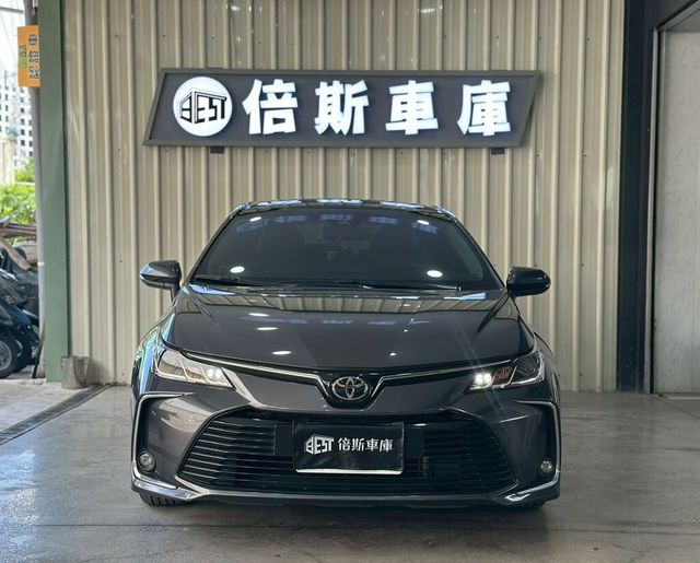 TOYOTA豐田 ALTIS  第2張相片