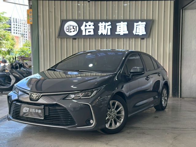 TOYOTA豐田 ALTIS  第3張相片