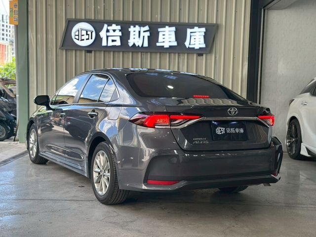 TOYOTA豐田 ALTIS  第6張相片