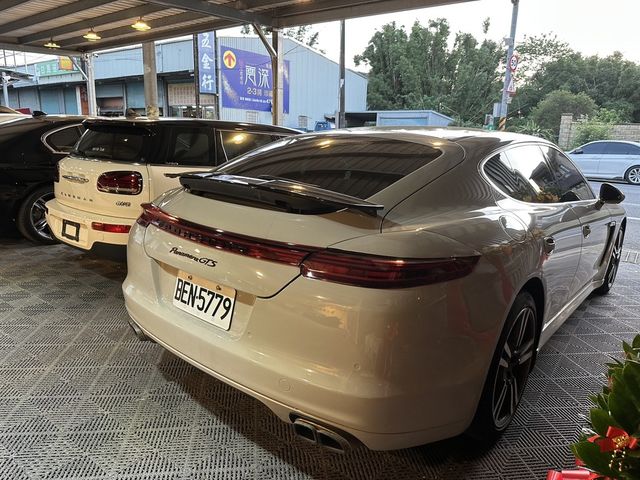 PORSCHE保時捷 PANAMERA  第11張相片