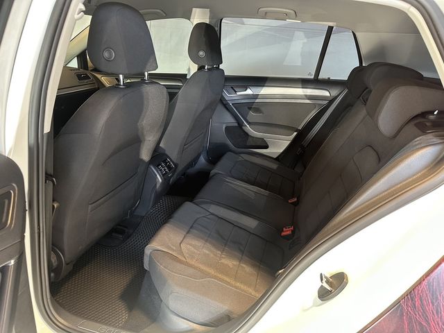 VOLKSWAGEN福斯 GOLF  第4張相片