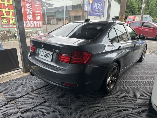 BMW寶馬 328I  第2張相片