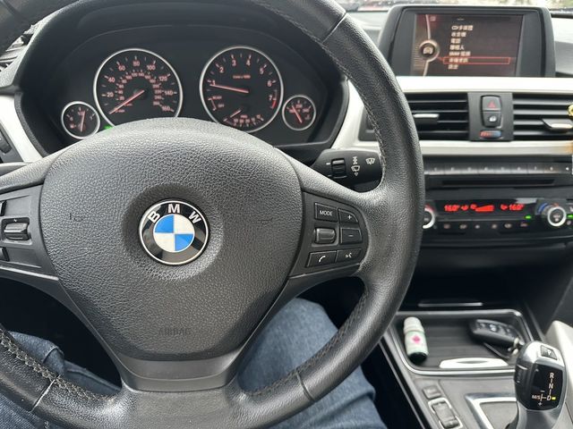 BMW寶馬 328I  第6張相片