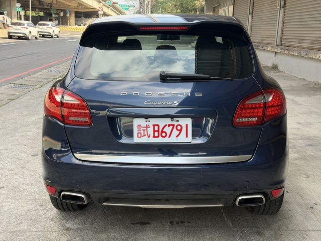 PORSCHE保時捷 CAYENNE  第4張相片